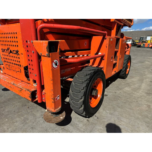 2017 SkyJack SJ-8841-46865448