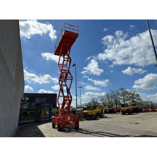 2017 SkyJack SJ-8841-46865479