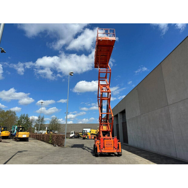 2017 SkyJack SJ-8841-46865480