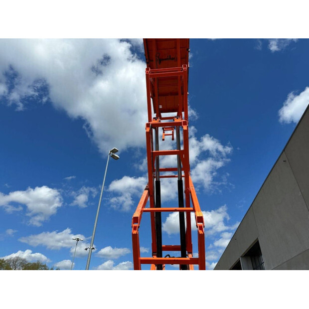 2017 SkyJack SJ-8841-46865484