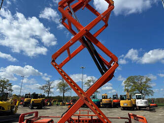 2017-skyjack-sj-8841-46865485