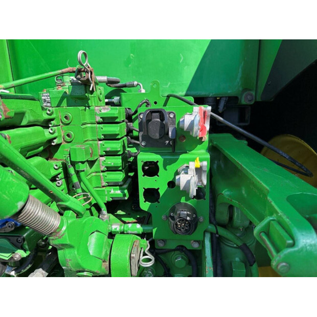 2013 JOHN DEERE 7230R-46865651