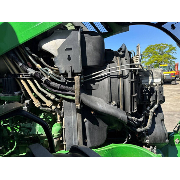 2013 JOHN DEERE 7230R-46865679