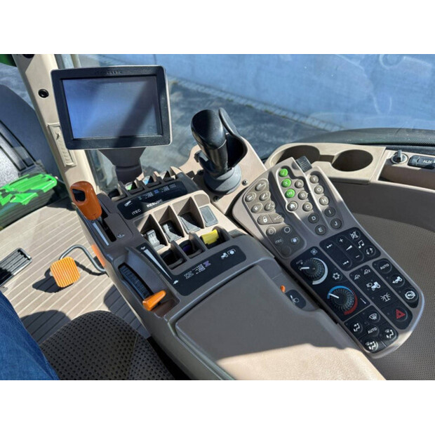 2013 JOHN DEERE 7230R-46865685