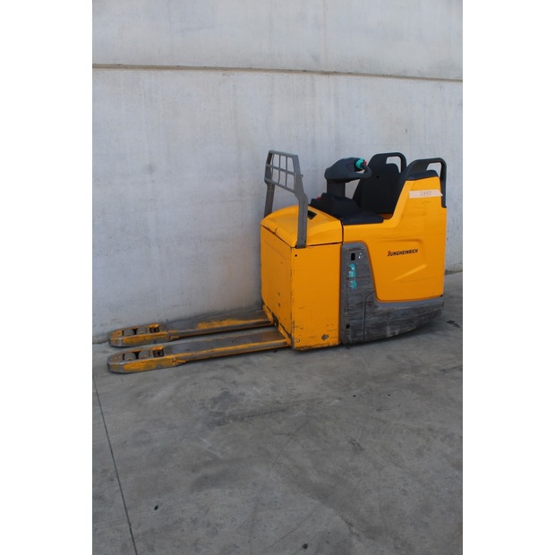 2018 Jungheinrich ERE 225-46873338