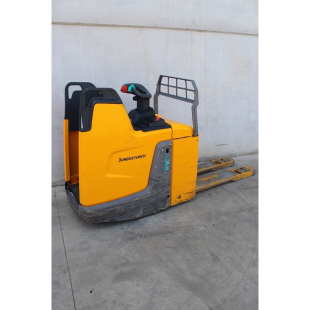 2018 Jungheinrich ERE 225-46873339