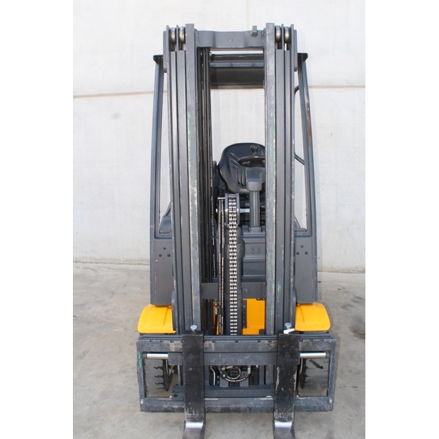 2014 Jungheinrich EFG 215 450 DZ-46873410