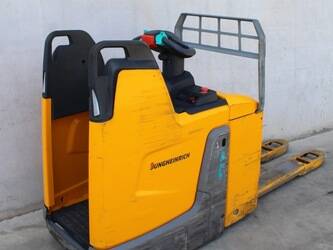 2018-jungheinrich-ere-225-1448303-46873535