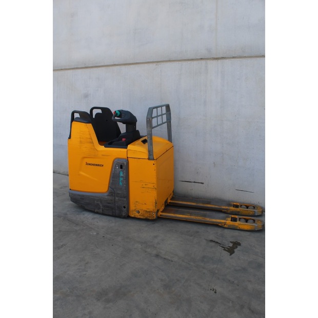 2018 Jungheinrich ERE 225-46873536