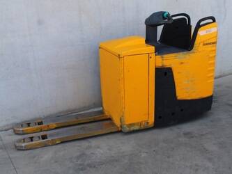 2013-jungheinrich-ere-225-1448306-46873575