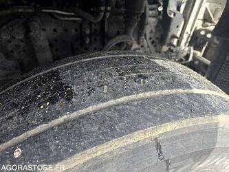 2017-mercedes-benz-antos-2543-1448343-46879812