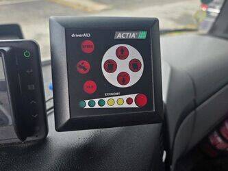 2017-mercedes-benz-antos-2543-1448343-46879823