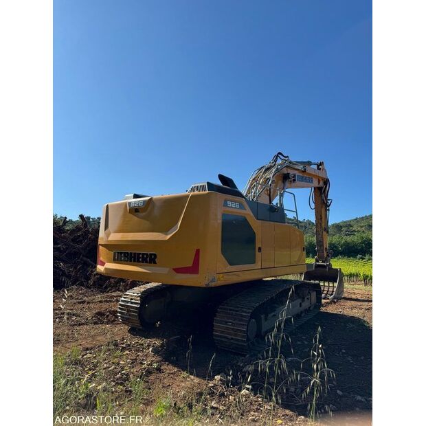 2024 ليبهير 926-46879943