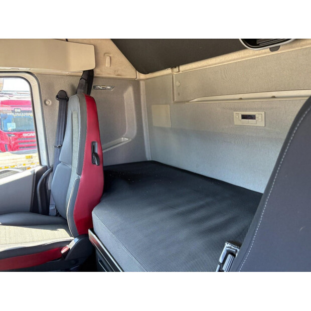 2018 Volvo FH-46881545