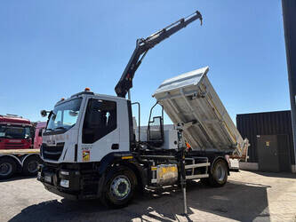 2016-iveco-stralis-1448359-46881588