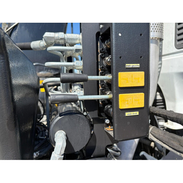 2016 Iveco STRALIS-46881602