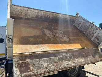 2016-iveco-stralis-1448359-46881611