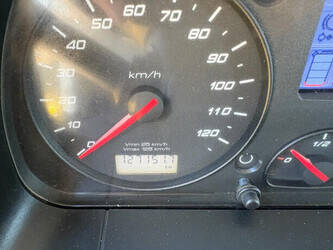 2016-iveco-stralis-1448359-46881616