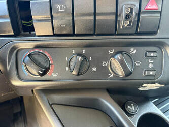 2016-iveco-stralis-1448359-46881623