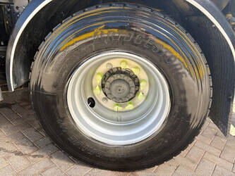 2016-iveco-stralis-1448359-46881628