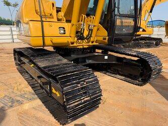 2017-caterpillar-320bl-1448398-46881892