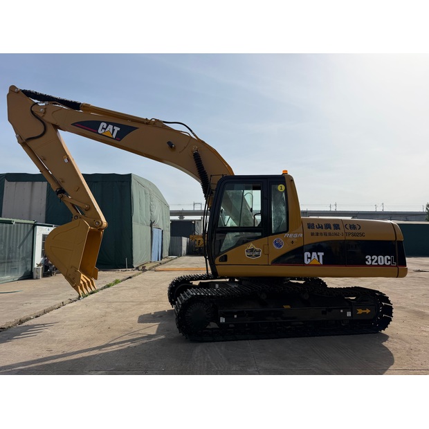 2017 كاتربيلر 320CL-46881907