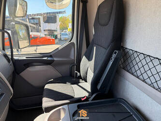 2018-daf-lf-260-1448105-46881995