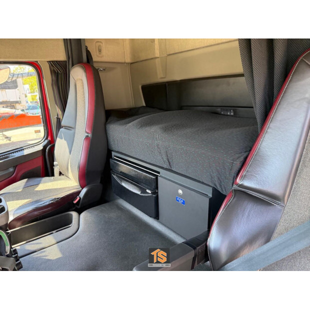 2017 Volvo FM-46882091