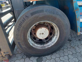 2012-svetruck-1460-46882293