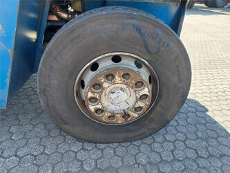 2012-svetruck-1460-46882295