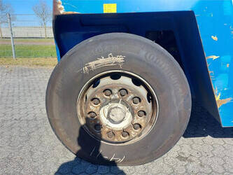 2012-svetruck-1460-46882297