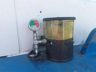 2012-svetruck-1460-46882302