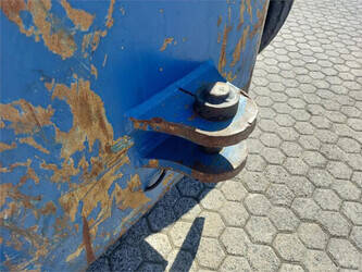 2012-svetruck-1460-46882306