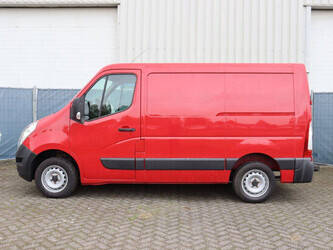 renault-master-1448447-46882987