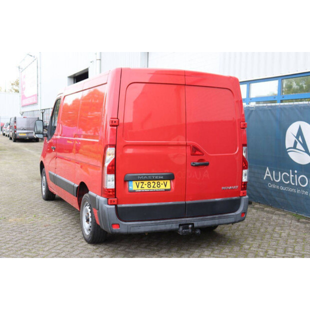 رينو Master-46882989