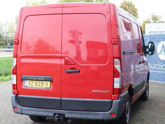 renault-master-1448447-46882991