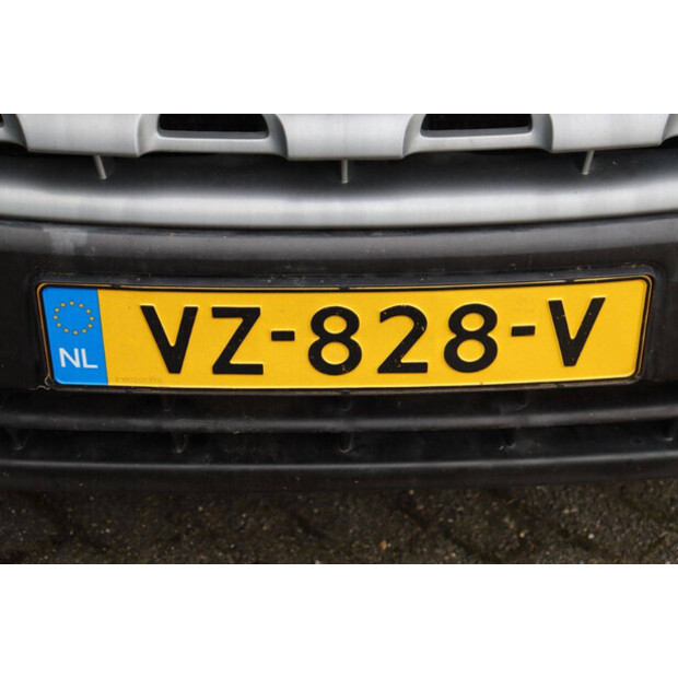 رينو Master-46882997