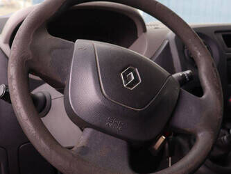 renault-master-1448447-46883009