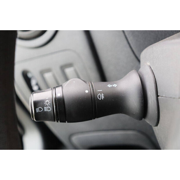 رينو Master-46883015