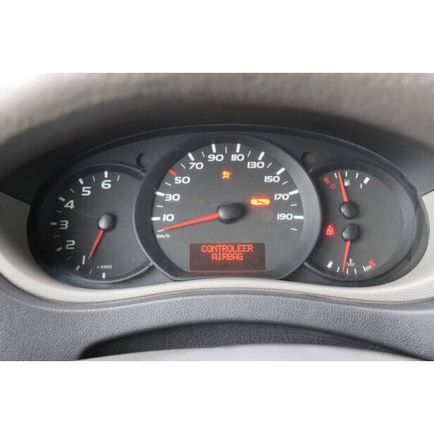 رينو Master-46883016