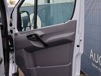 mercedes-benz-sprinter-1448449-46883083