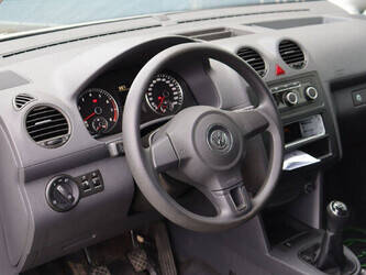 2015-volkswagen-caddy-1448451-46883128