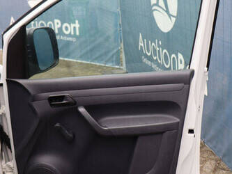 2015-volkswagen-caddy-1448451-46883147