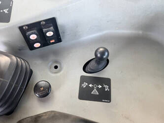 2013-caterpillar-d6t-xl-1448710-46885077