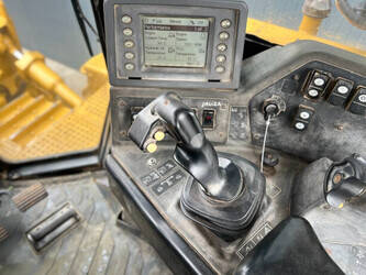 2010-caterpillar-d9t-1448713-46885222