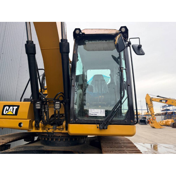 2018 Caterpillar 323-46885387