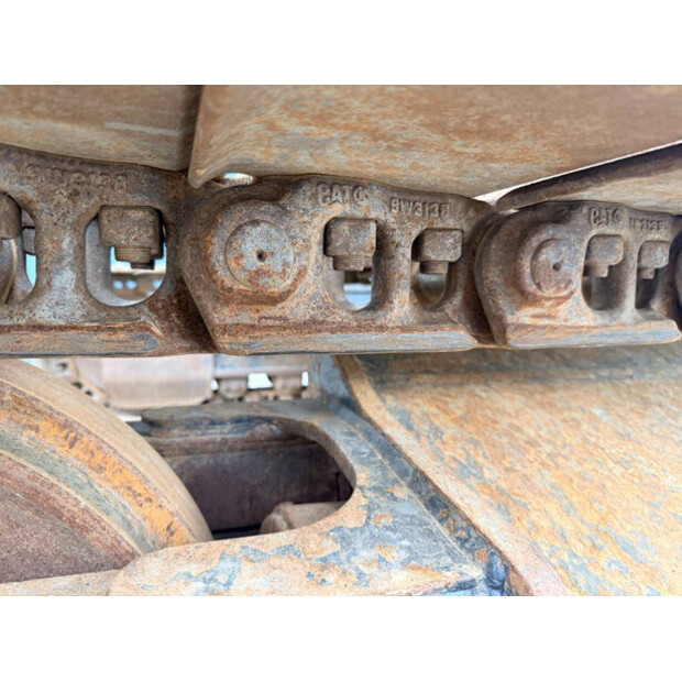 2018 Caterpillar 323-46885391