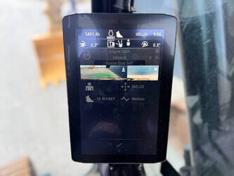 2018-caterpillar-323-1448718-46885406