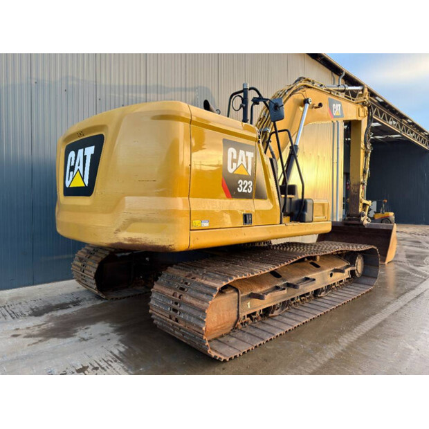 2019 Caterpillar 323-46885472