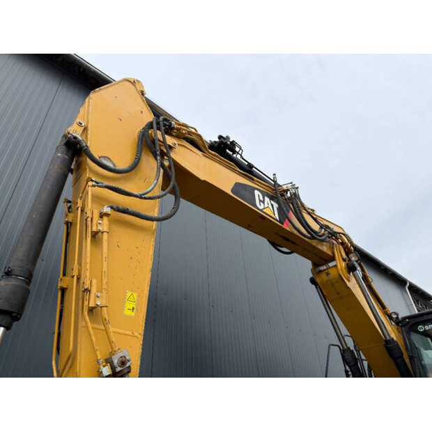 2012 Caterpillar 323EL VA-46885486